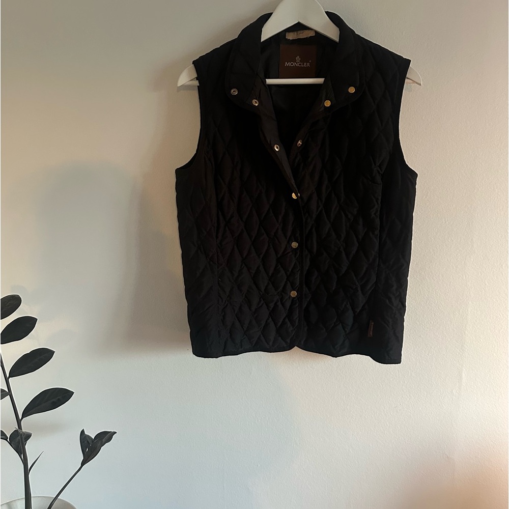 MONCLER light vest